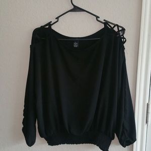 Rue 21 Black long sleeve empire waist top